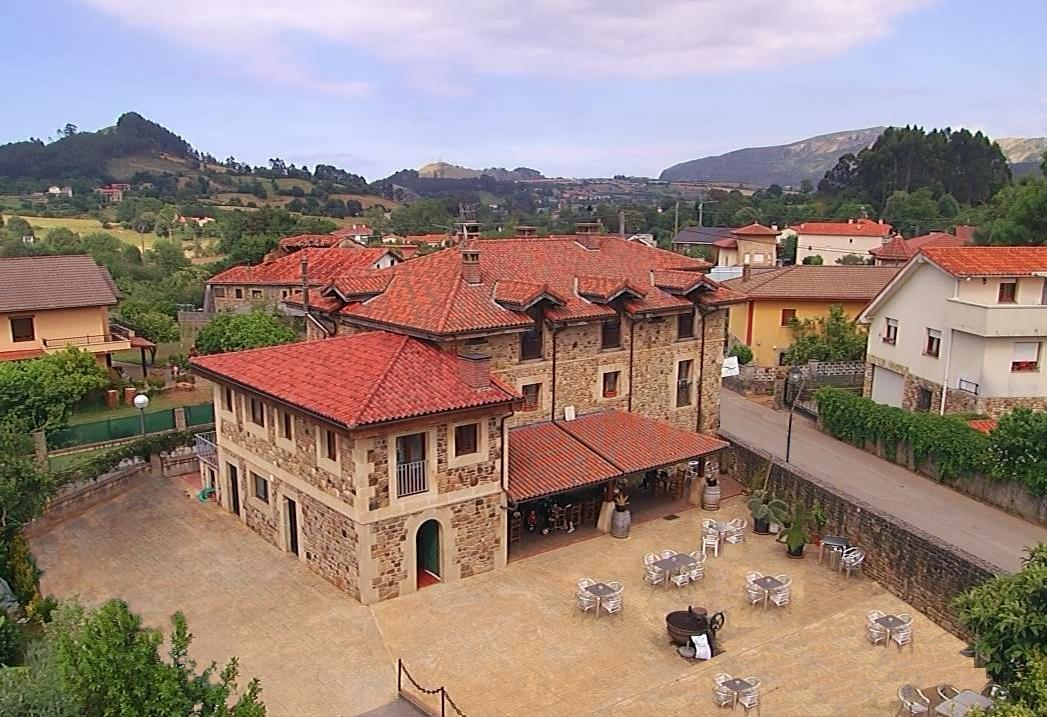 Posada Casa Rosalia Castro Urdiales Exteriör bild